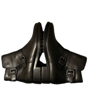 27 Edit Kaiser ankle boots women’s booties w buckles flat sz 8.5 Moto Stlye